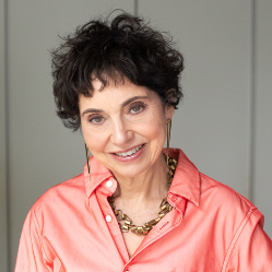 Lissa Paul