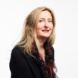 Hélène Mialet