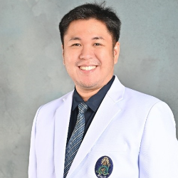 Pakpoom Phoompoung, MD