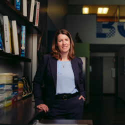Roberta MacGillivray